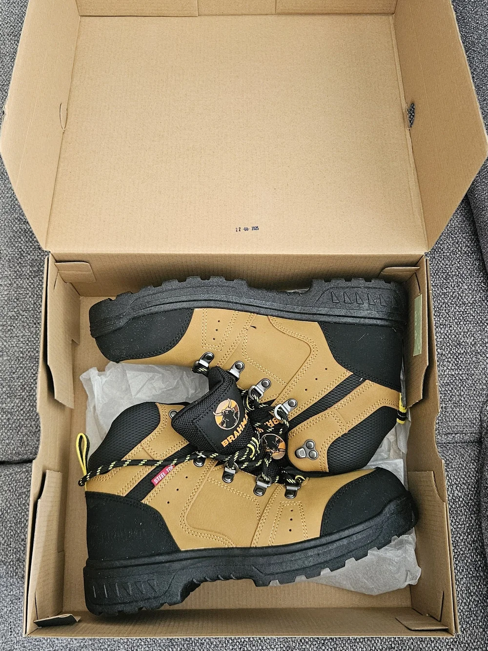 Brahma Tan and Black Men's Safety Boots